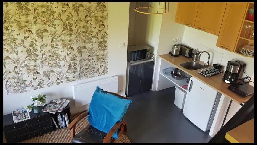 Bed and Breakfast L'Atelier De La Blanchardiere 49520 Le Tremblay Exterior foto